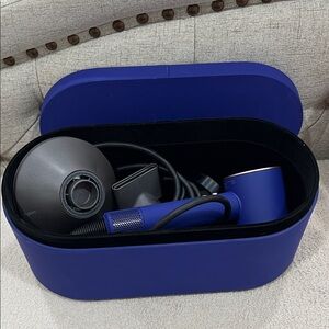 Dyson Blue and Gray Hair Dryer Set